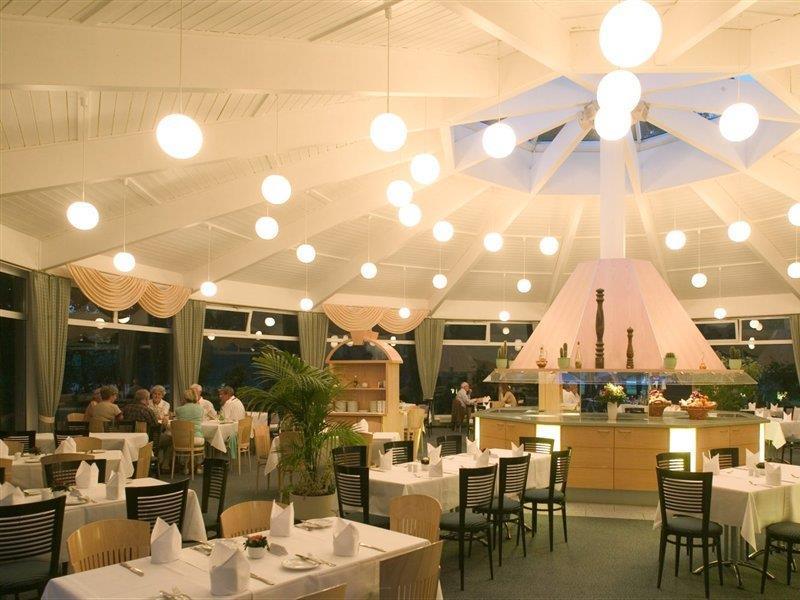 Hotel Am Terrassenufer Dresde